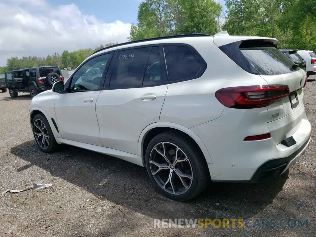 2 fotografías del automóvil dañado 5UXCR6C01N9N40606 BMW X5 2022