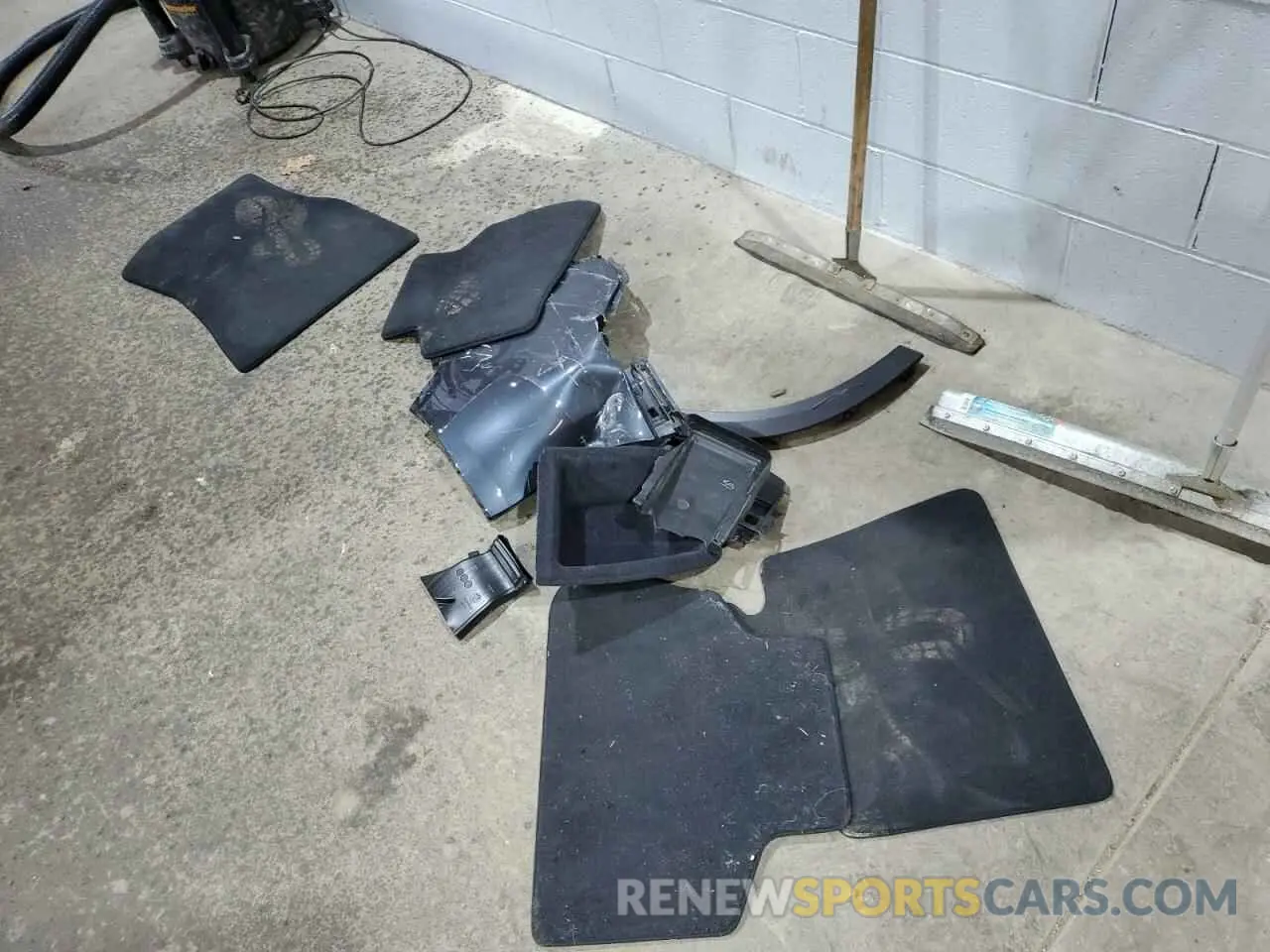 13 fotografías del automóvil dañado 5UXCR6C02N9M05912 BMW X5 2022