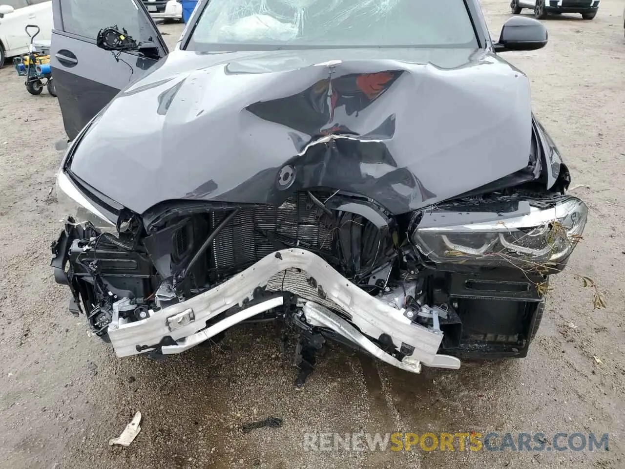 13 fotografías del automóvil dañado 5UXCR6C02N9M85423 BMW X5 2022