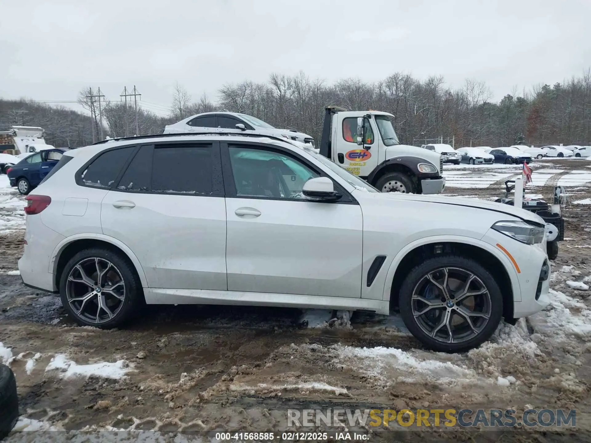 13 fotografías del automóvil dañado 5UXCR6C02N9N26231 BMW X5 2022