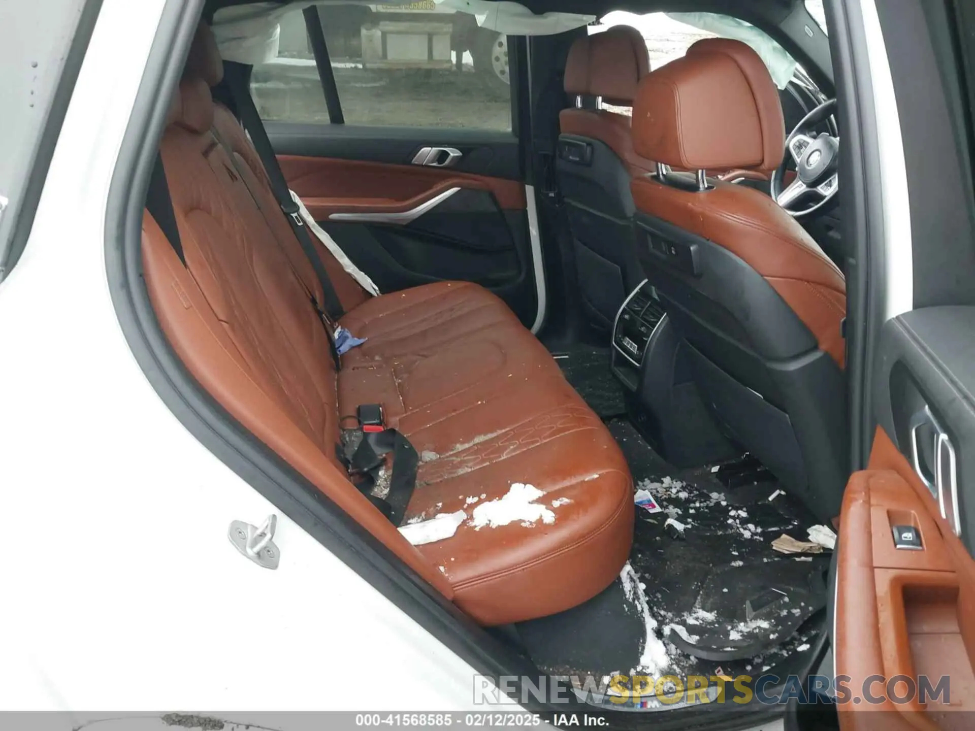 8 fotografías del automóvil dañado 5UXCR6C02N9N26231 BMW X5 2022