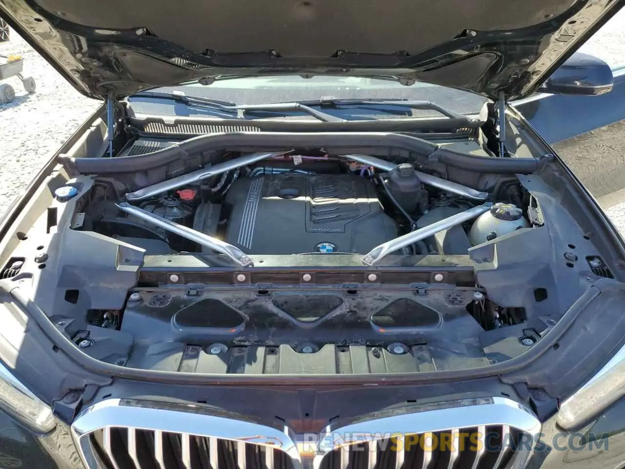 12 fotografías del automóvil dañado 5UXCR6C03N9J47769 BMW X5 2022