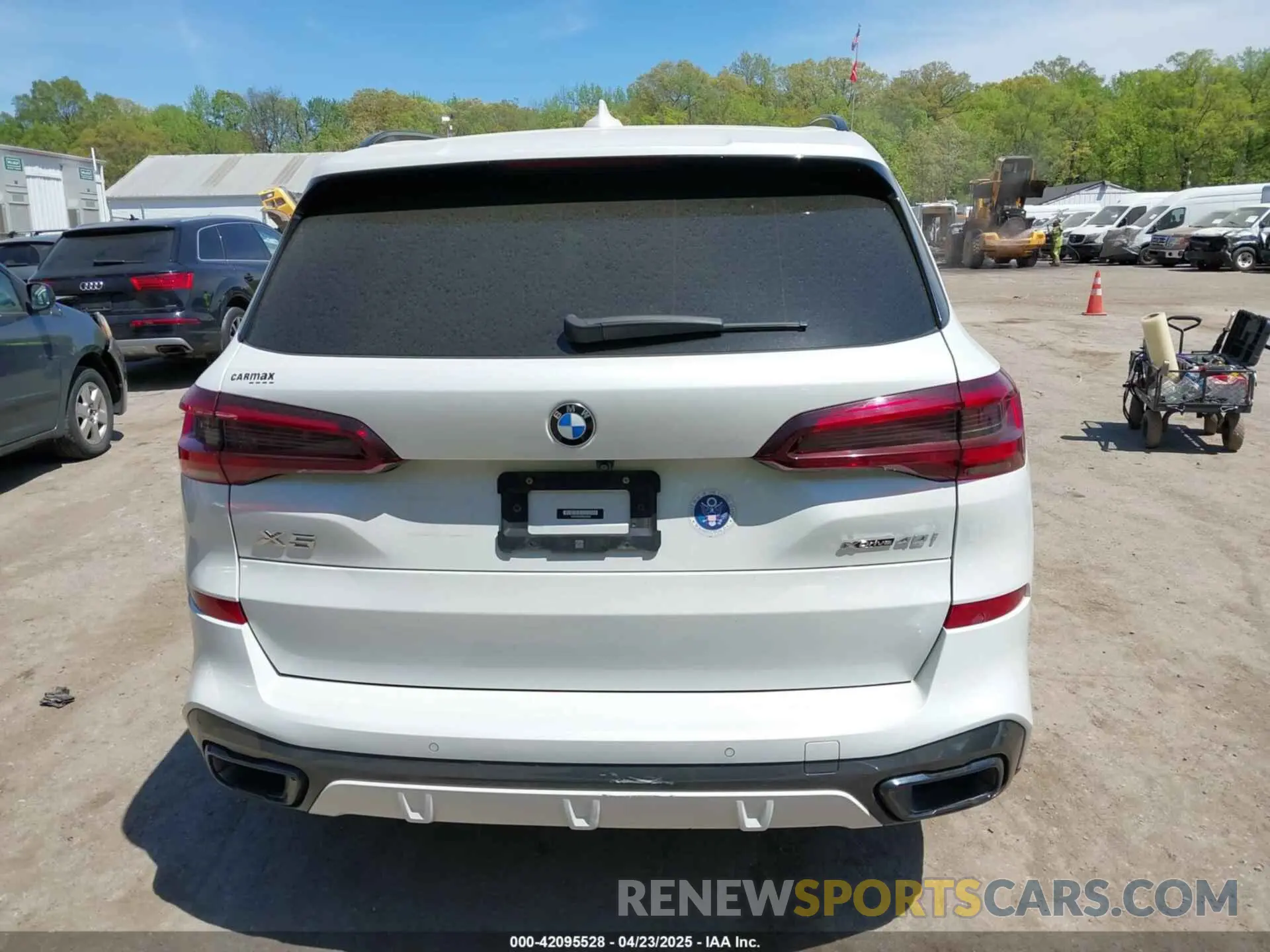17 fotografías del automóvil dañado 5UXCR6C03N9L60222 BMW X5 2022