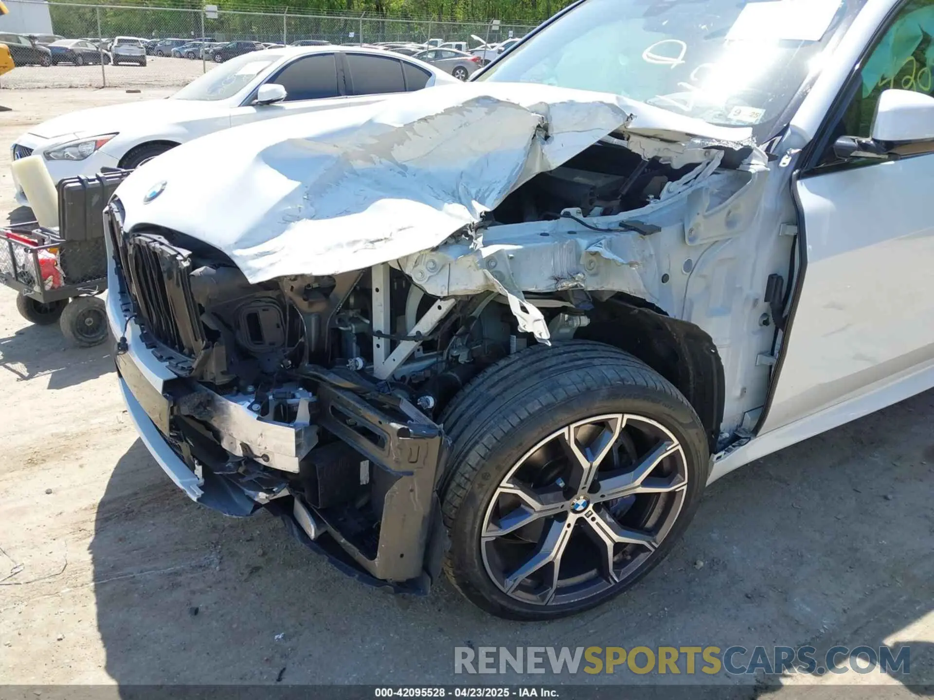 6 fotografías del automóvil dañado 5UXCR6C03N9L60222 BMW X5 2022
