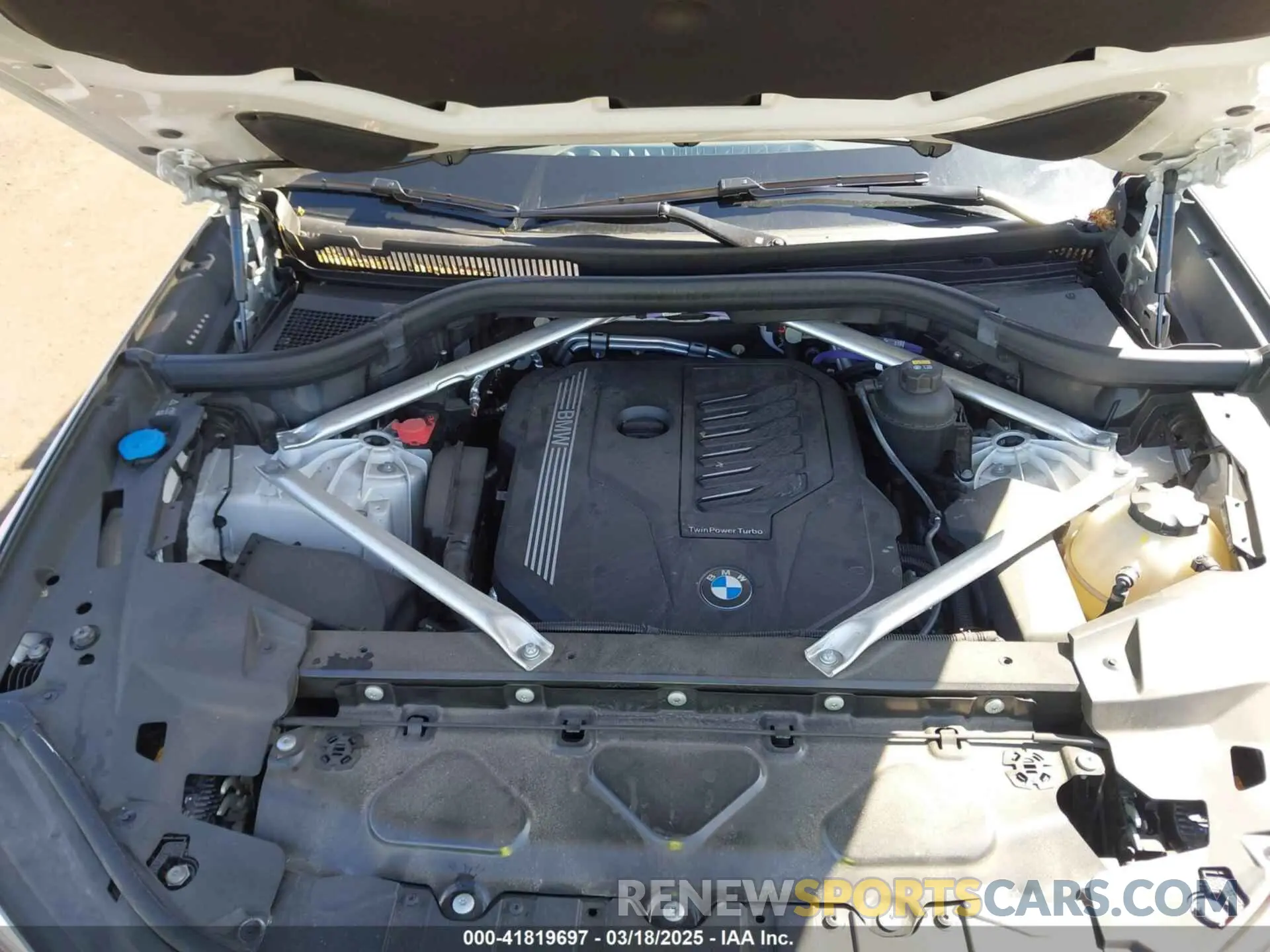 10 fotografías del automóvil dañado 5UXCR6C03N9M64919 BMW X5 2022