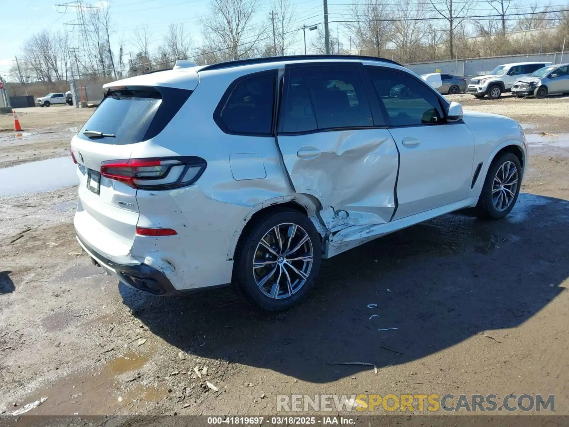4 fotografías del automóvil dañado 5UXCR6C03N9M64919 BMW X5 2022