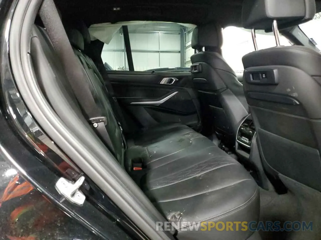 11 fotografías del automóvil dañado 5UXCR6C03N9N04450 BMW X5 2022
