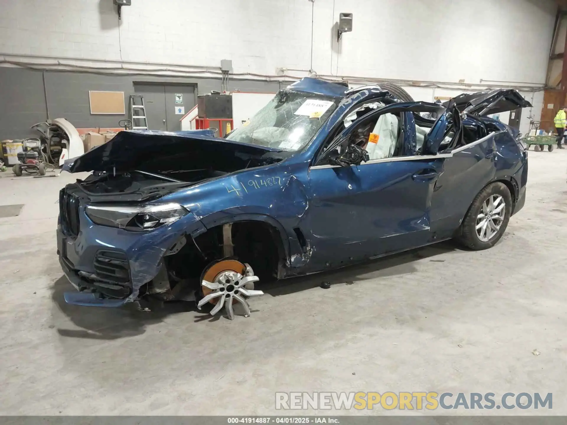 2 fotografías del automóvil dañado 5UXCR6C04N9J55444 BMW X5 2022