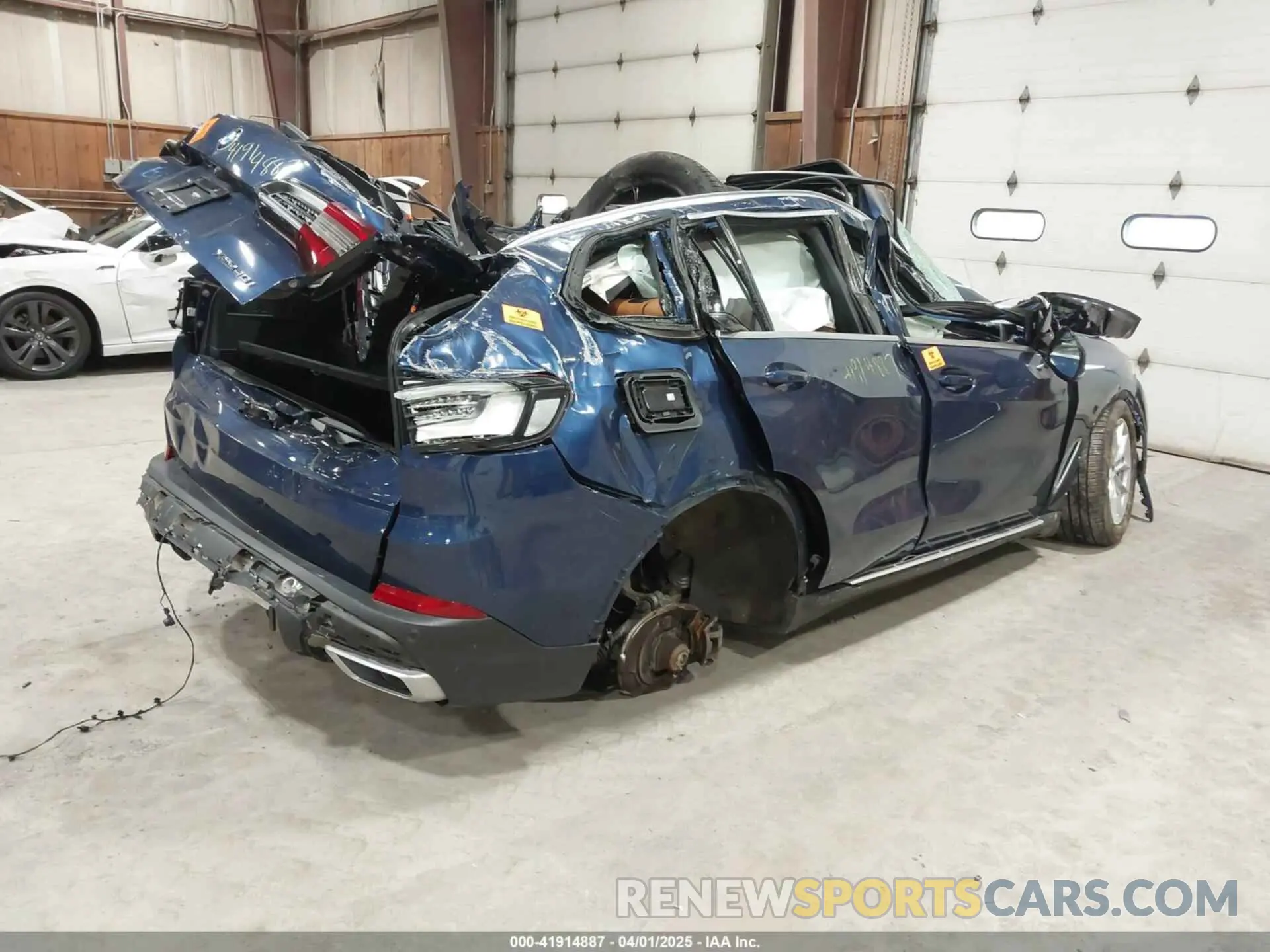 4 fotografías del automóvil dañado 5UXCR6C04N9J55444 BMW X5 2022