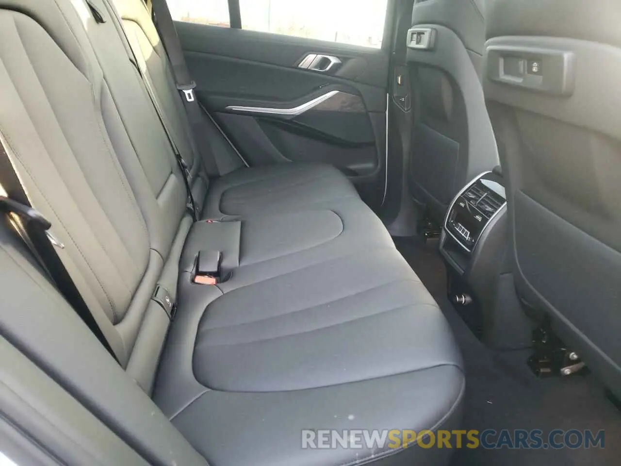 6 fotografías del automóvil dañado 5UXCR6C04N9J71353 BMW X5 2022