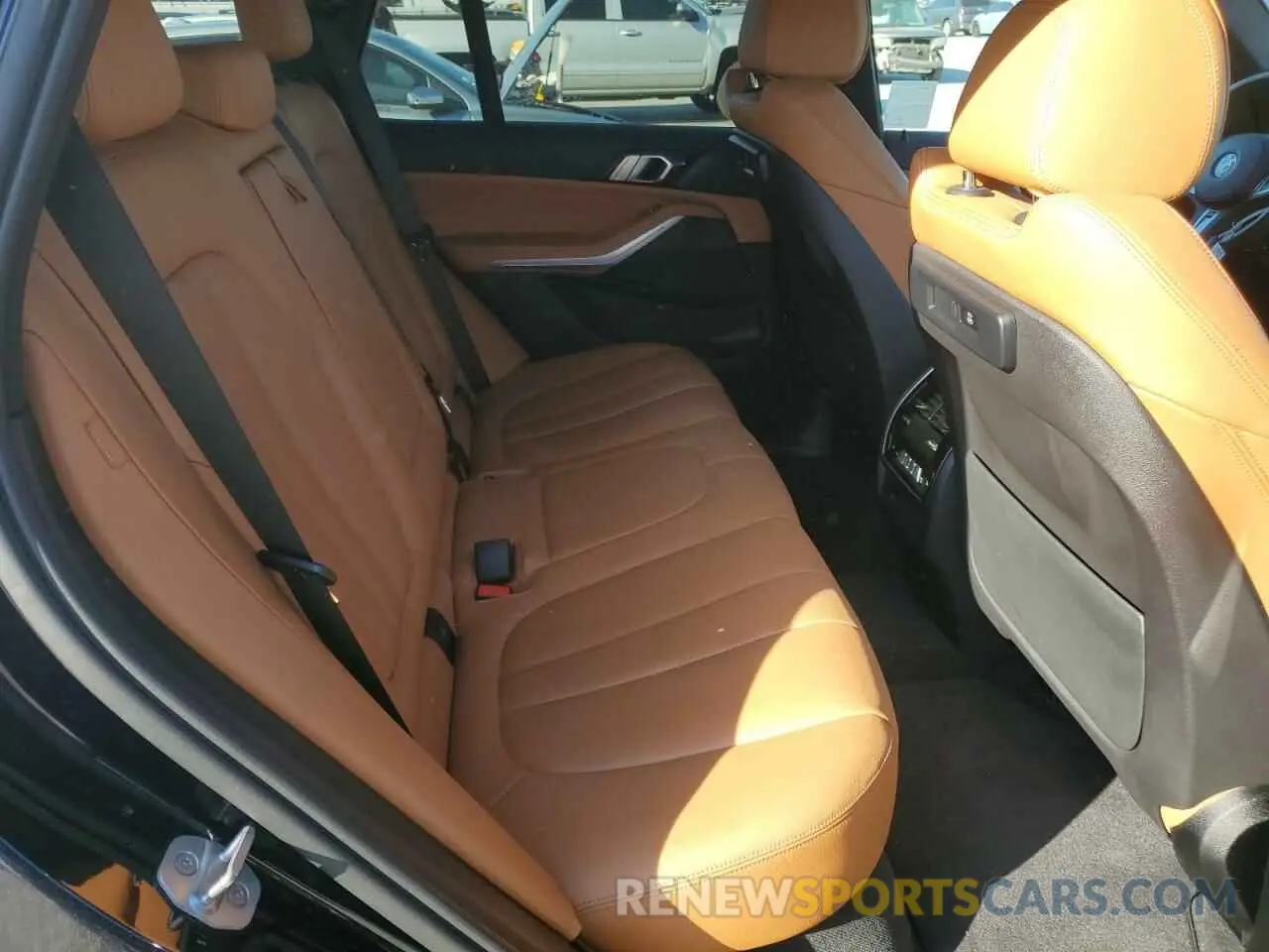 11 fotografías del automóvil dañado 5UXCR6C04N9M15664 BMW X5 2022