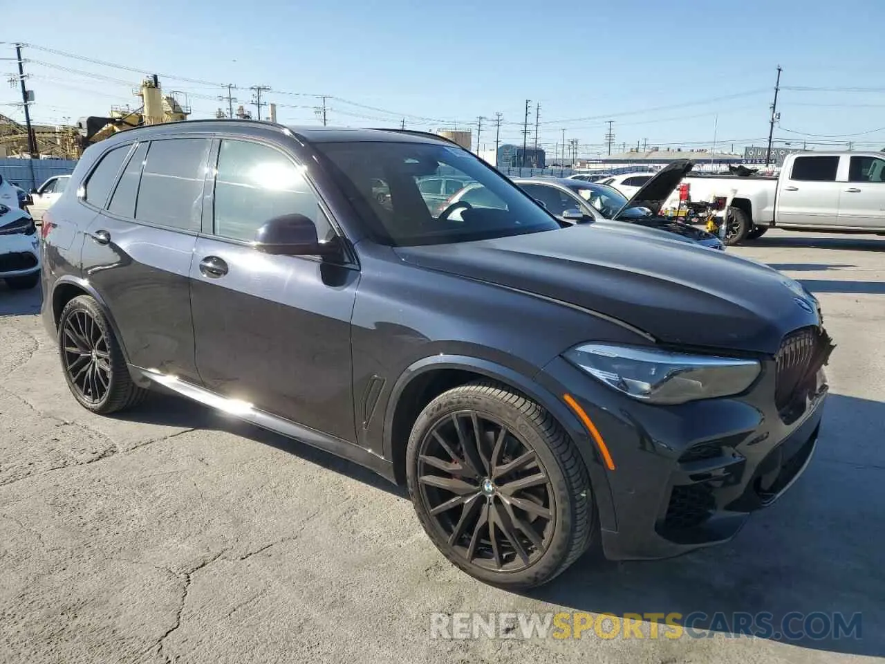 4 fotografías del automóvil dañado 5UXCR6C04N9M15664 BMW X5 2022