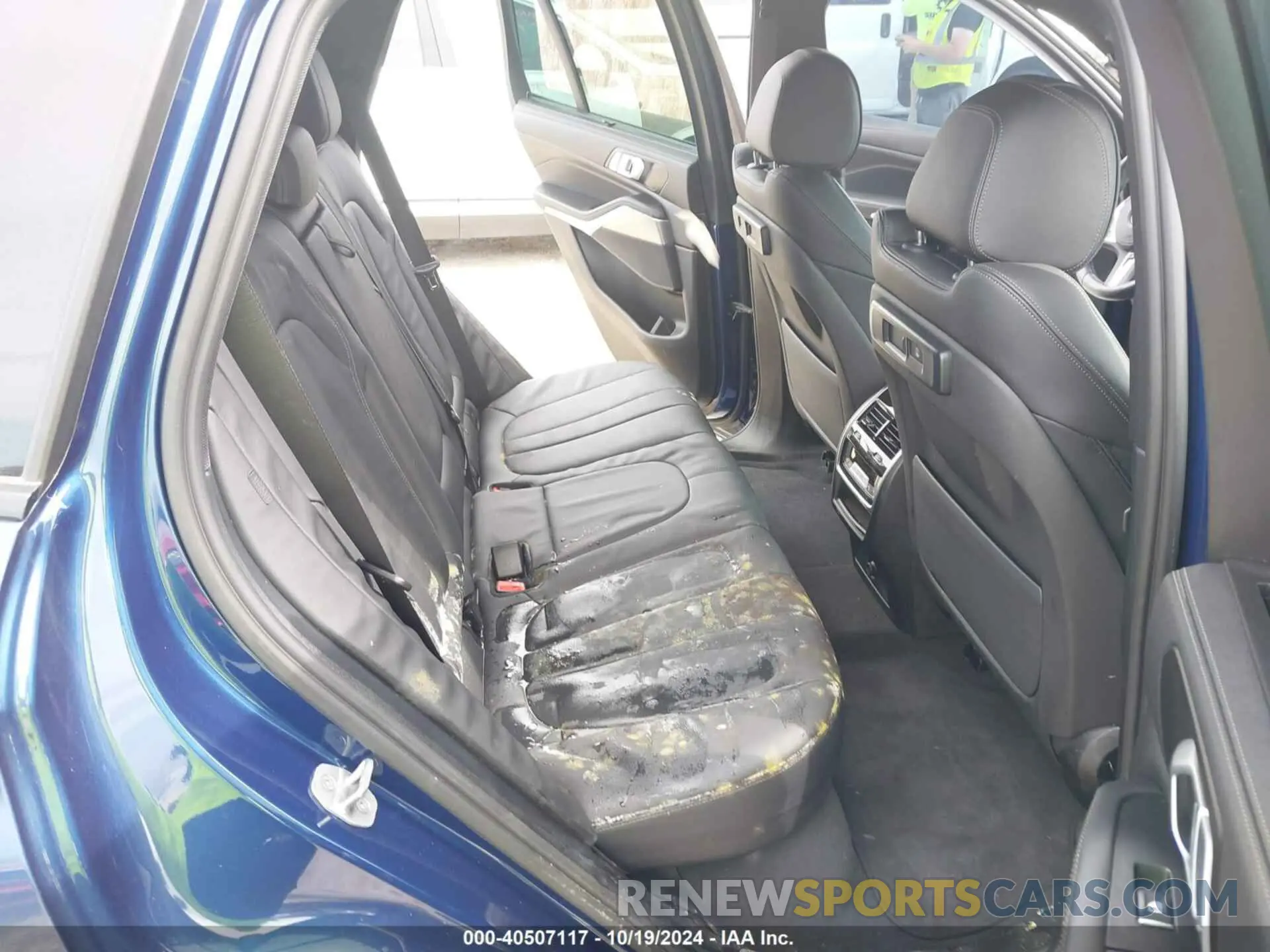 8 fotografías del automóvil dañado 5UXCR6C04N9N21838 BMW X5 2022