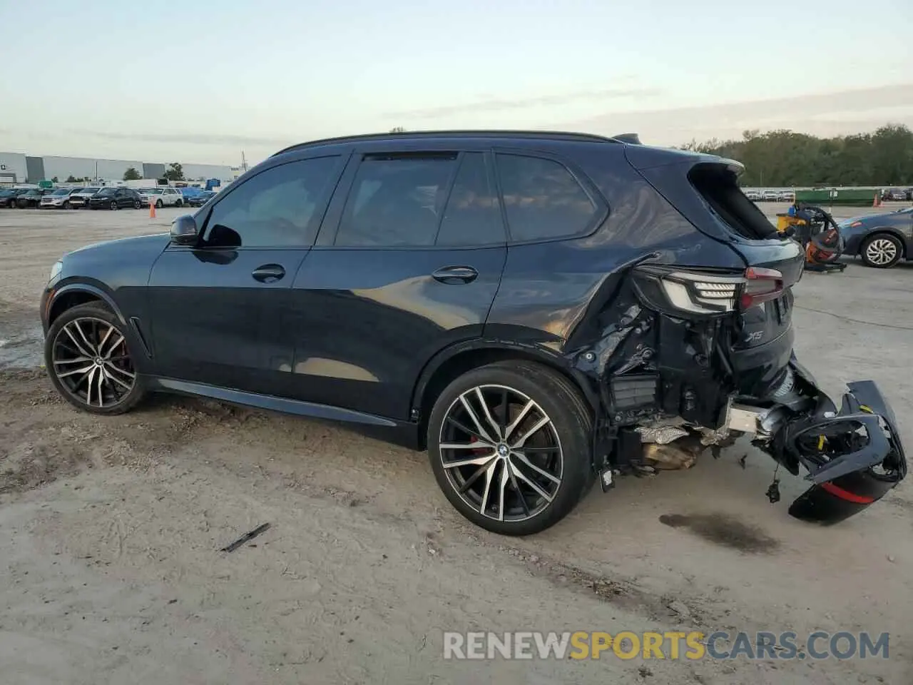 2 fotografías del automóvil dañado 5UXCR6C05N9N19869 BMW X5 2022