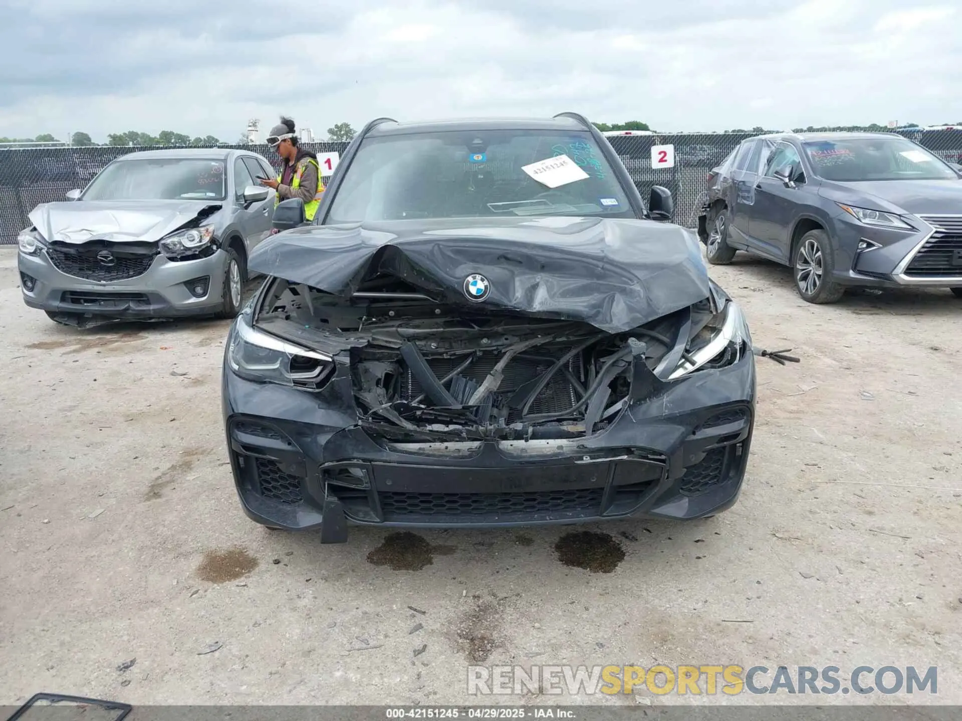 6 fotografías del automóvil dañado 5UXCR6C06N9K77433 BMW X5 2022