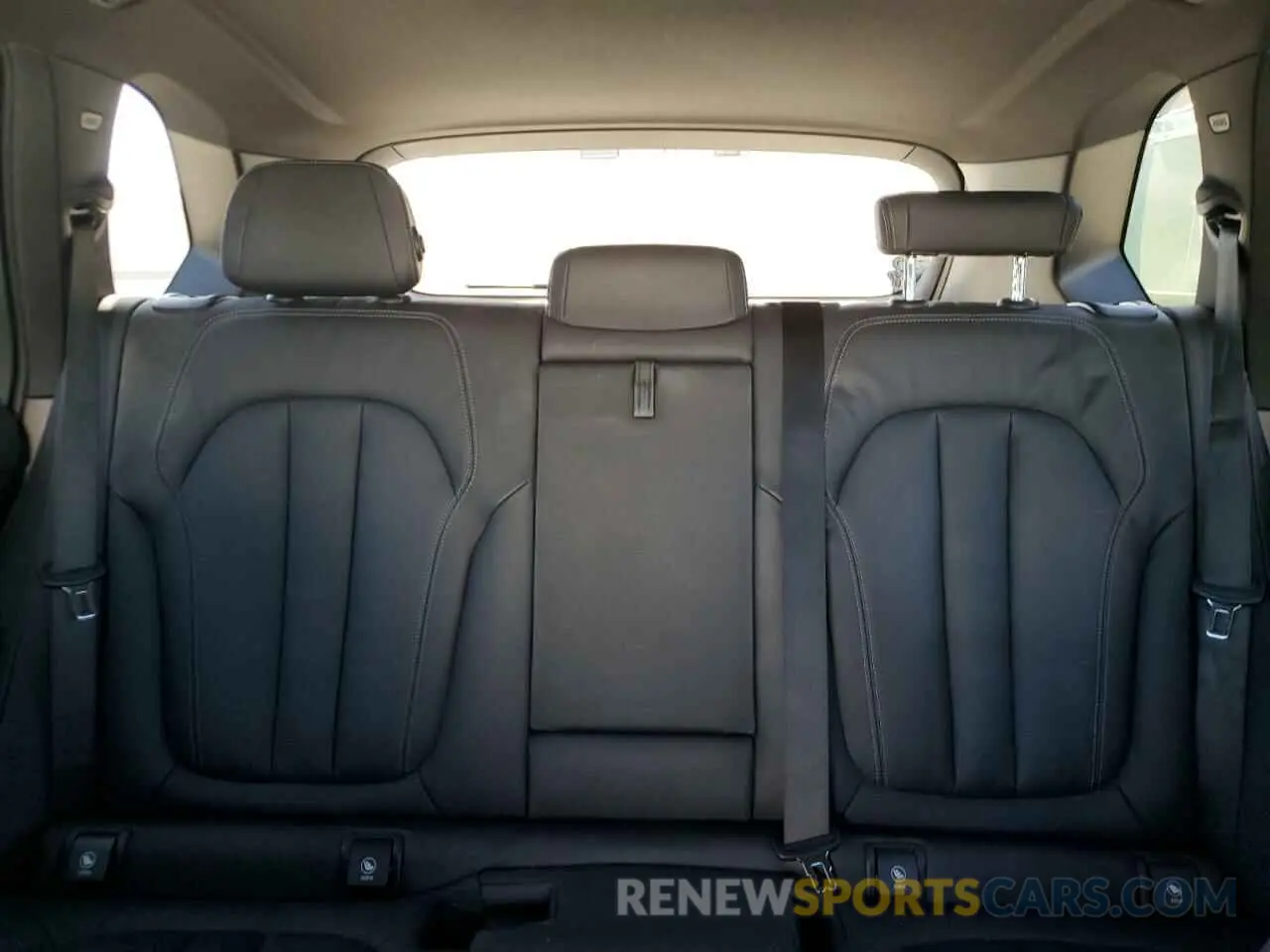 10 fotografías del automóvil dañado 5UXCR6C06N9L11340 BMW X5 2022