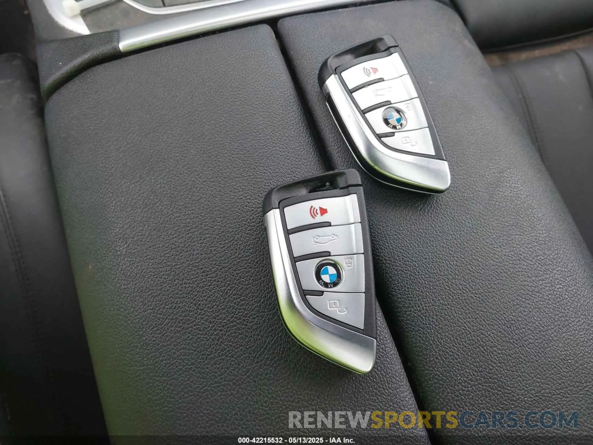 11 fotografías del automóvil dañado 5UXCR6C08N9J99866 BMW X5 2022