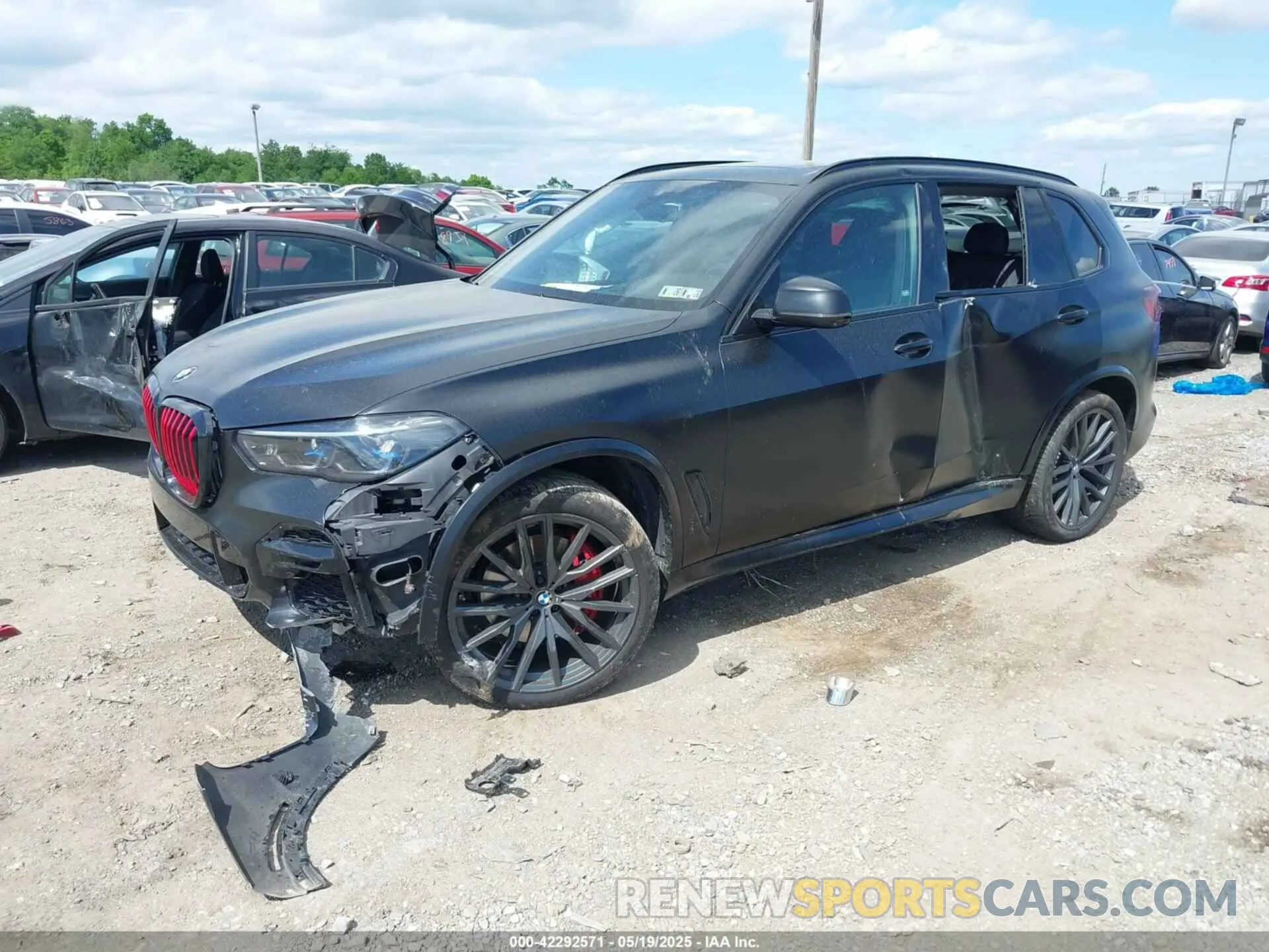 2 fotografías del automóvil dañado 5UXCR6C08N9L39205 BMW X5 2022