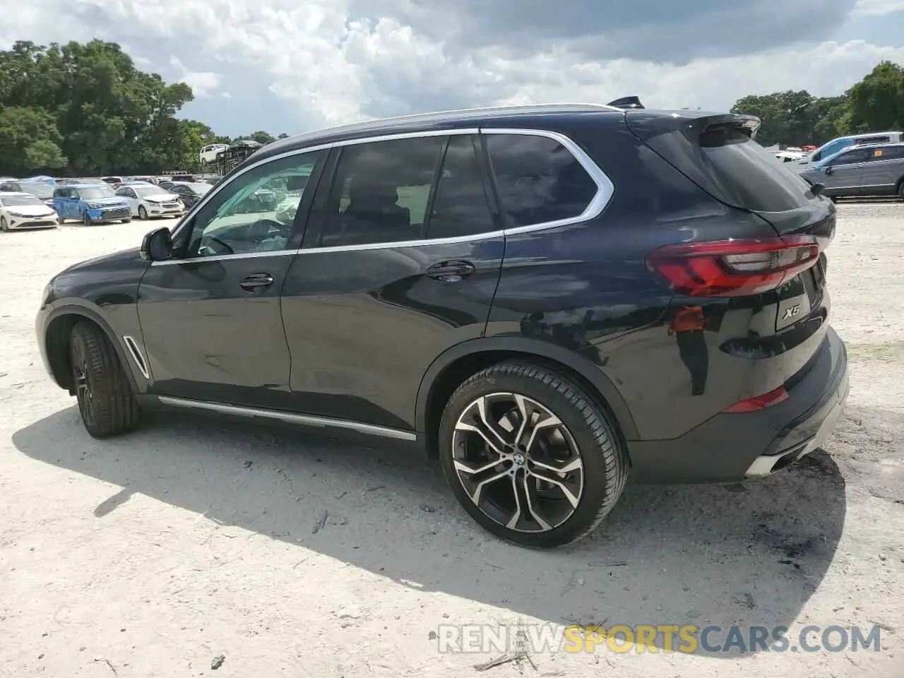 2 fotografías del automóvil dañado 5UXCR6C09N9J95891 BMW X5 2022
