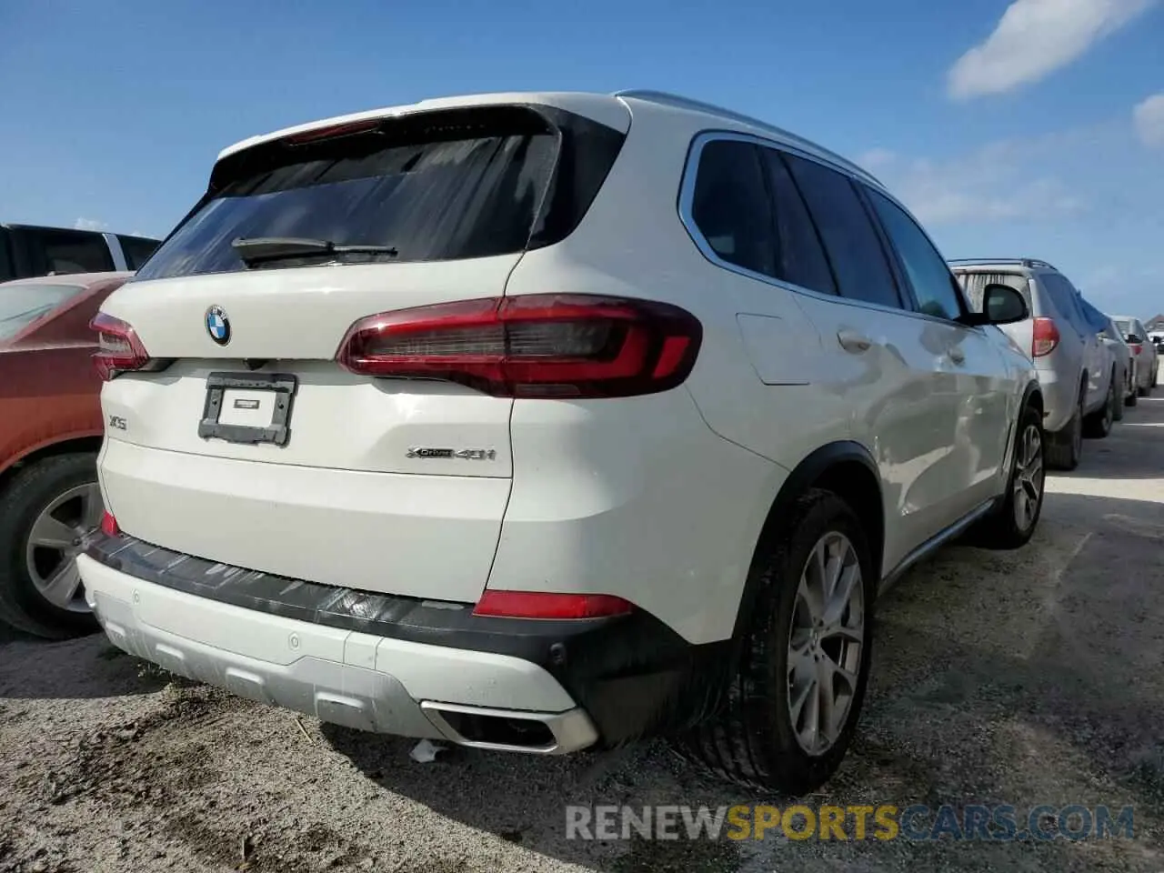 3 fotografías del automóvil dañado 5UXCR6C09N9K52834 BMW X5 2022