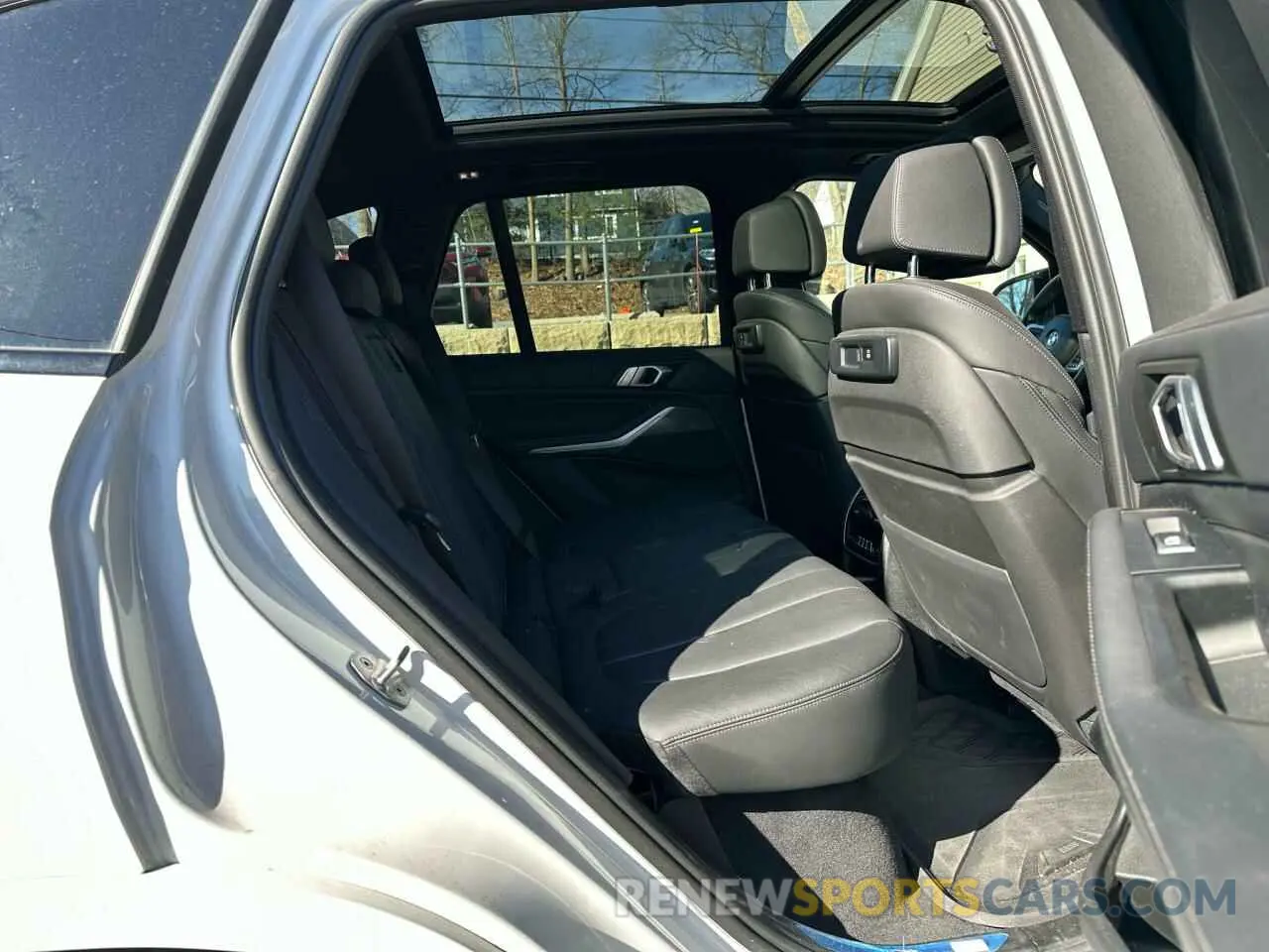 5 fotografías del automóvil dañado 5UXCR6C0XN9K63969 BMW X5 2022