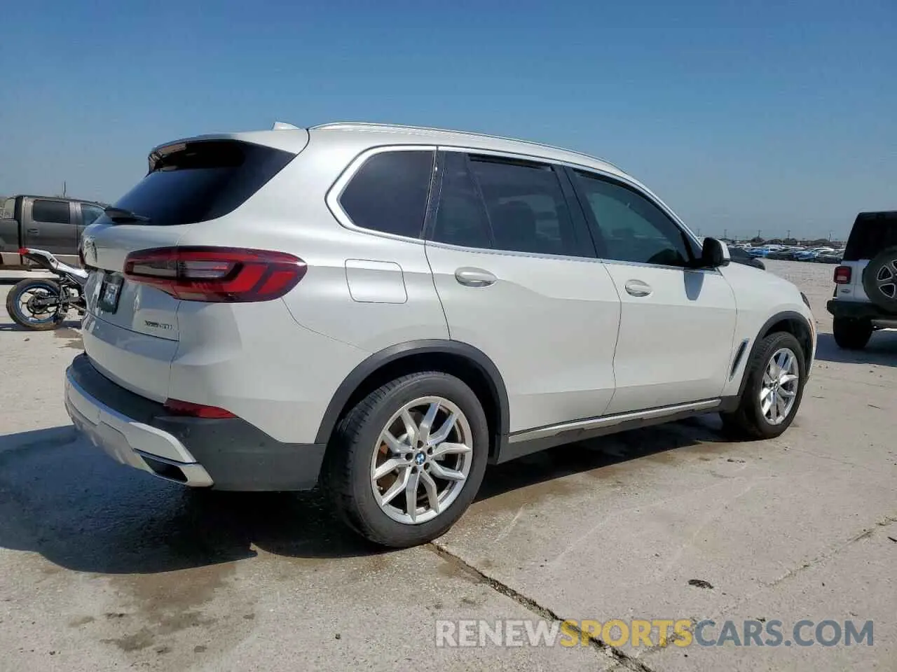 3 fotografías del automóvil dañado 5UXCR6C0XN9K68069 BMW X5 2022