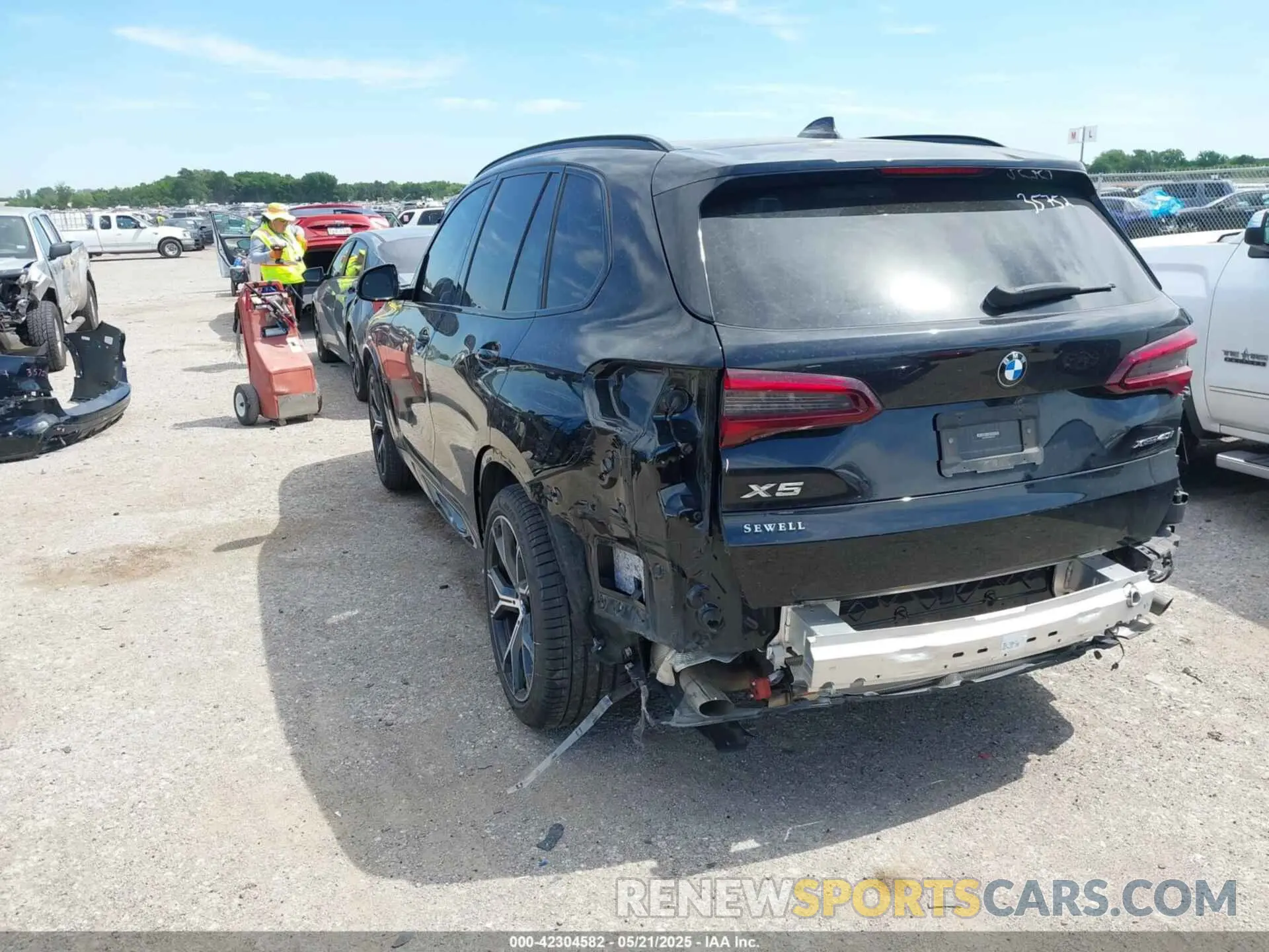 3 fotografías del automóvil dañado 5UXCR6C0XN9N16790 BMW X5 2022
