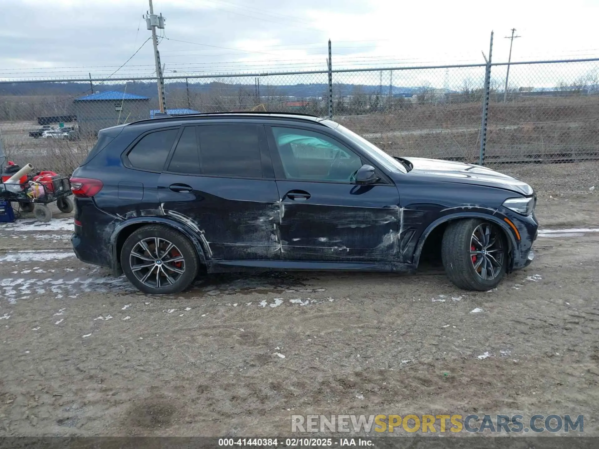 13 fotografías del automóvil dañado 5UXJU4C06N9K31059 BMW X5 2022