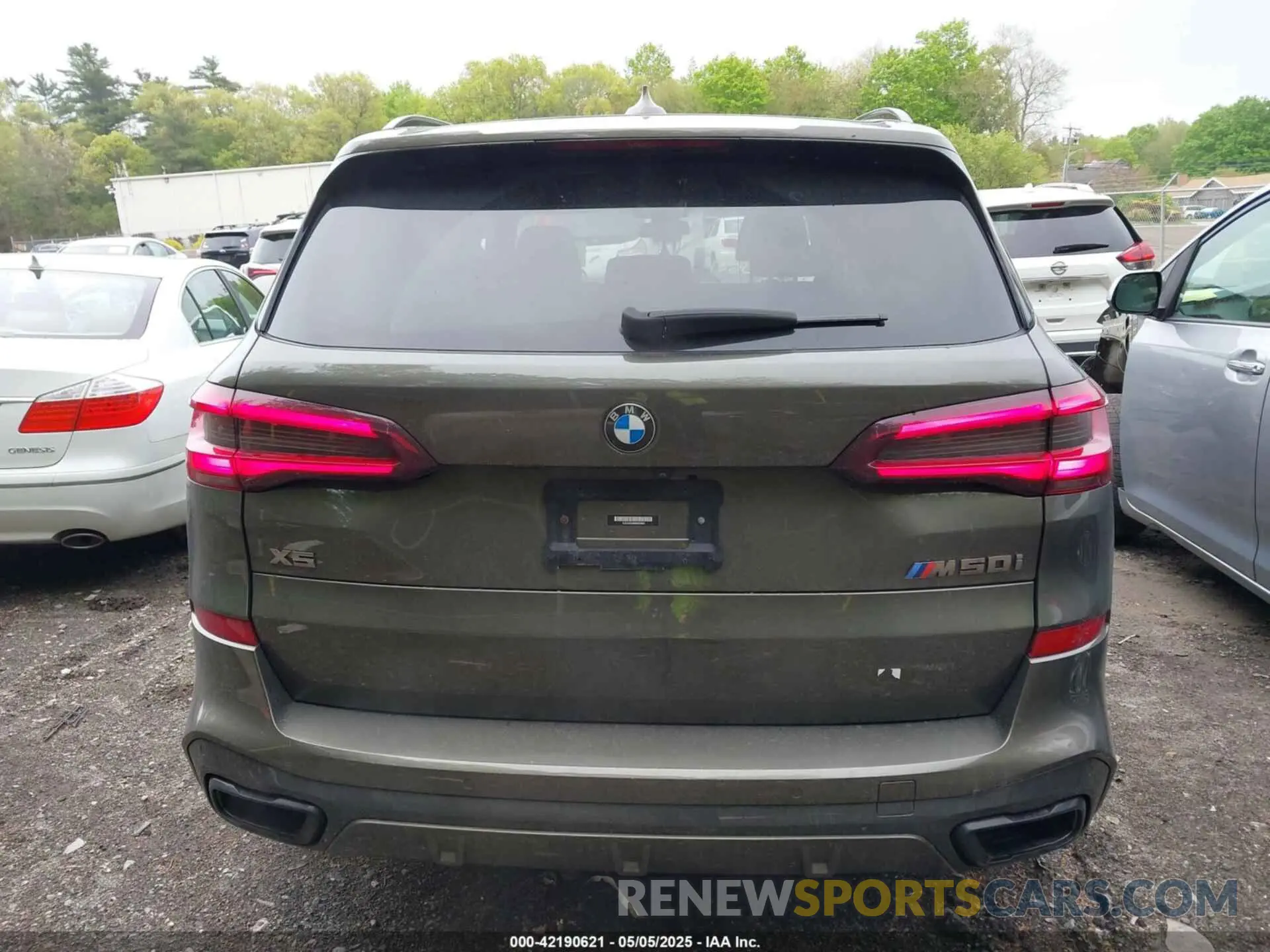 16 fotografías del automóvil dañado 5UXJU4C06N9M02604 BMW X5 2022