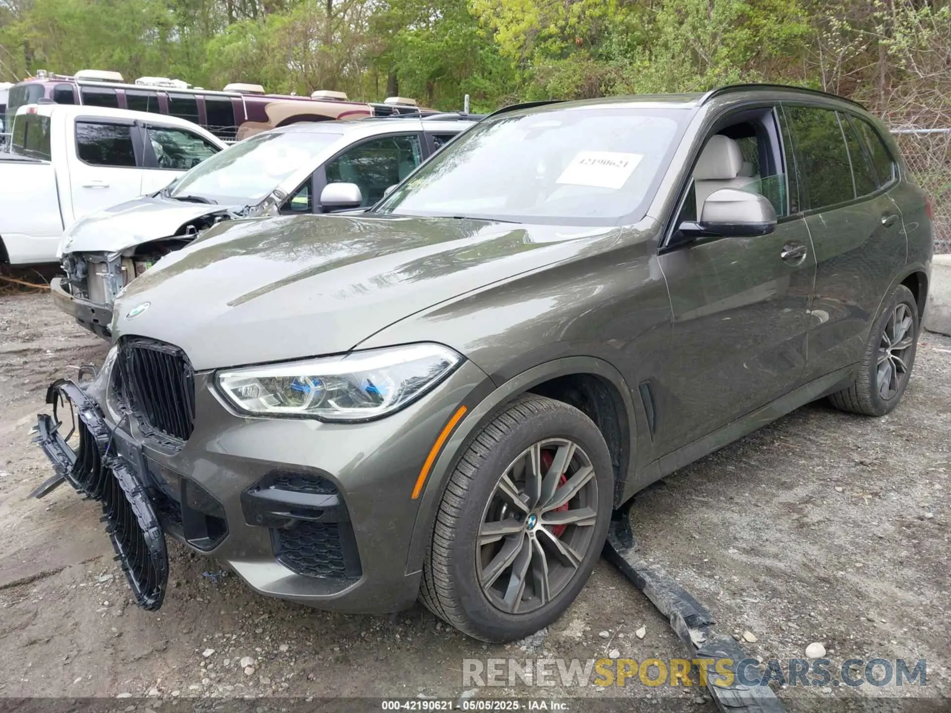2 fotografías del automóvil dañado 5UXJU4C06N9M02604 BMW X5 2022