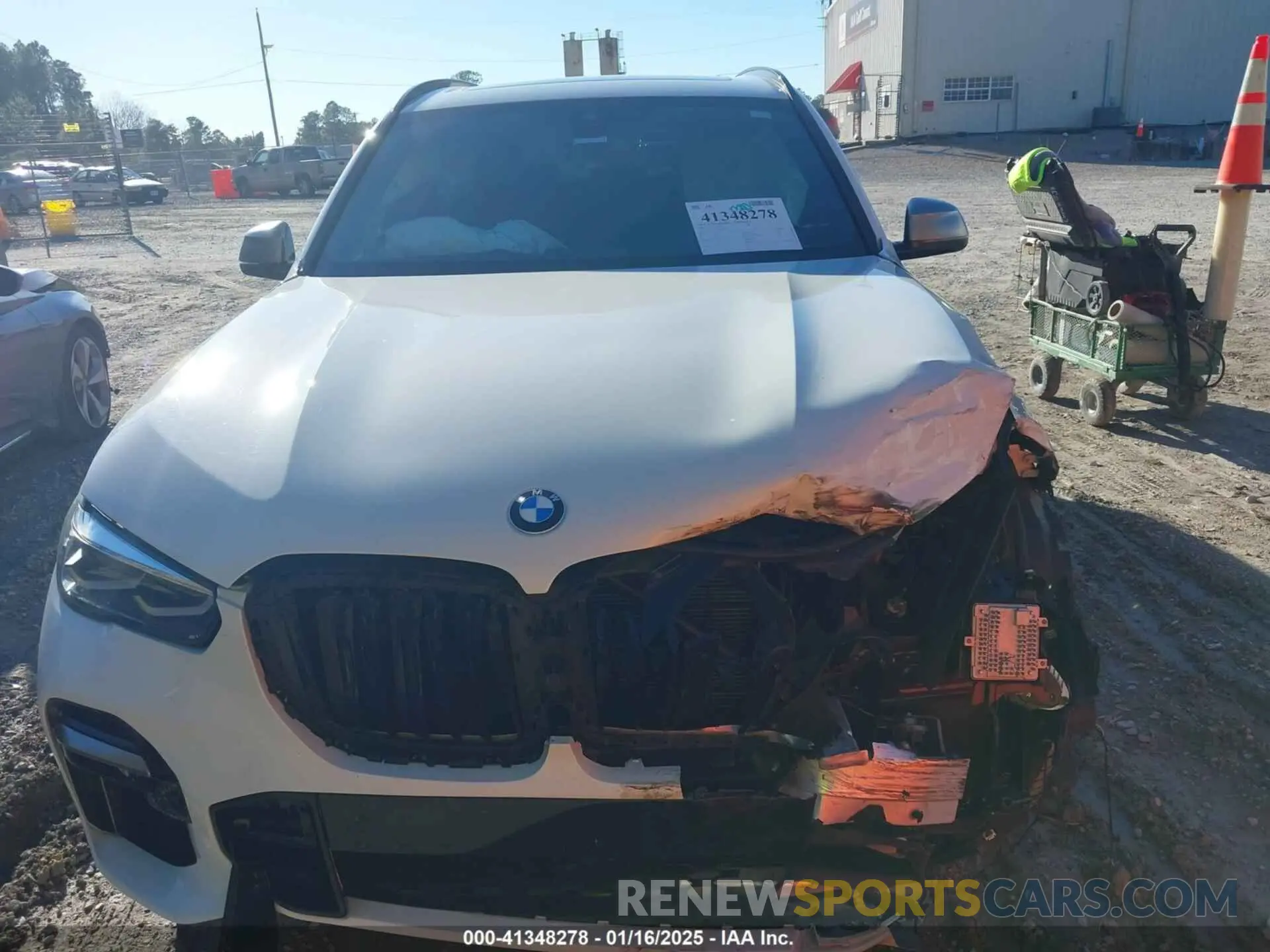 12 fotografías del automóvil dañado 5UXJU4C0XN9L53083 BMW X5 2022