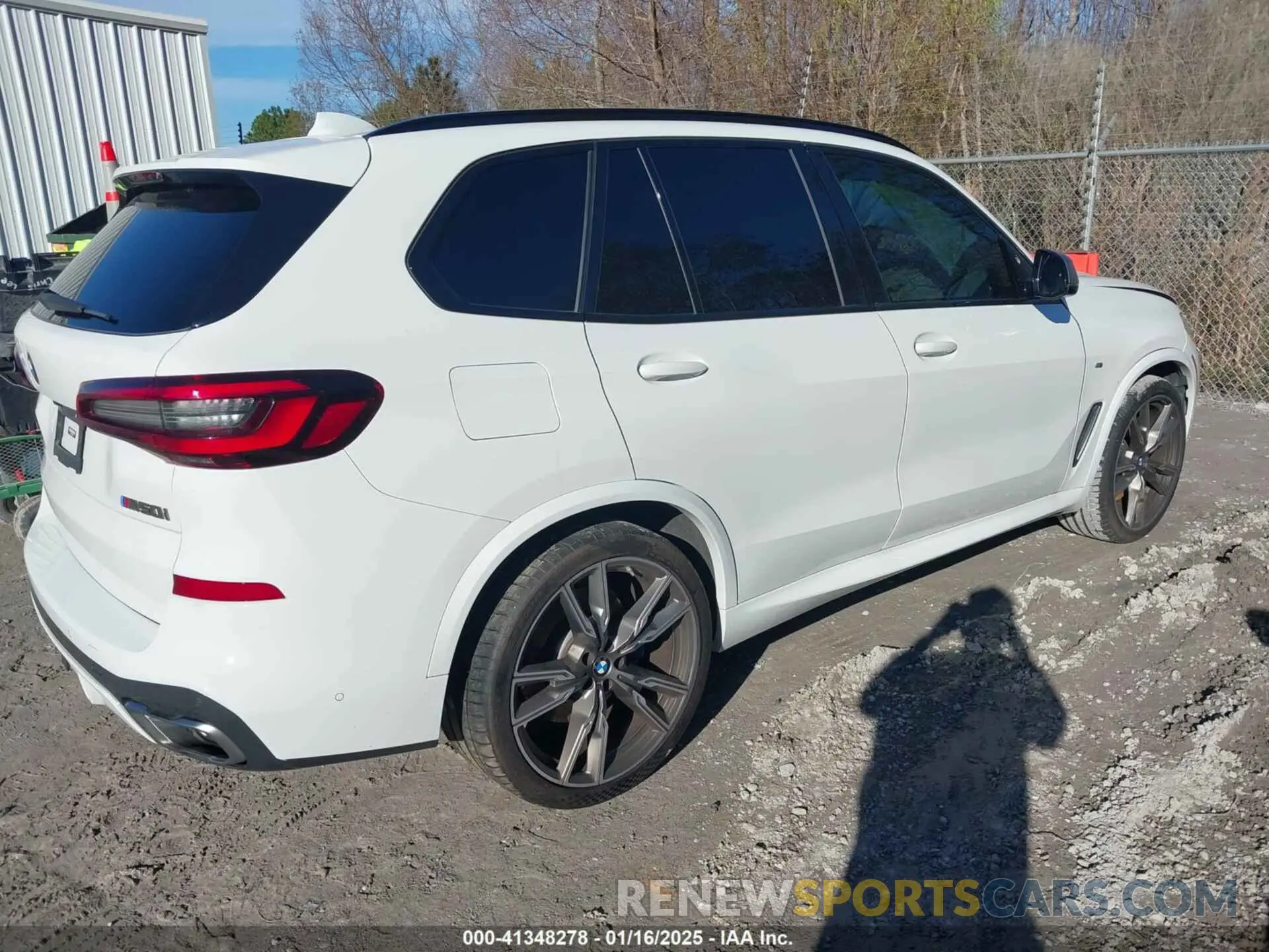4 fotografías del automóvil dañado 5UXJU4C0XN9L53083 BMW X5 2022
