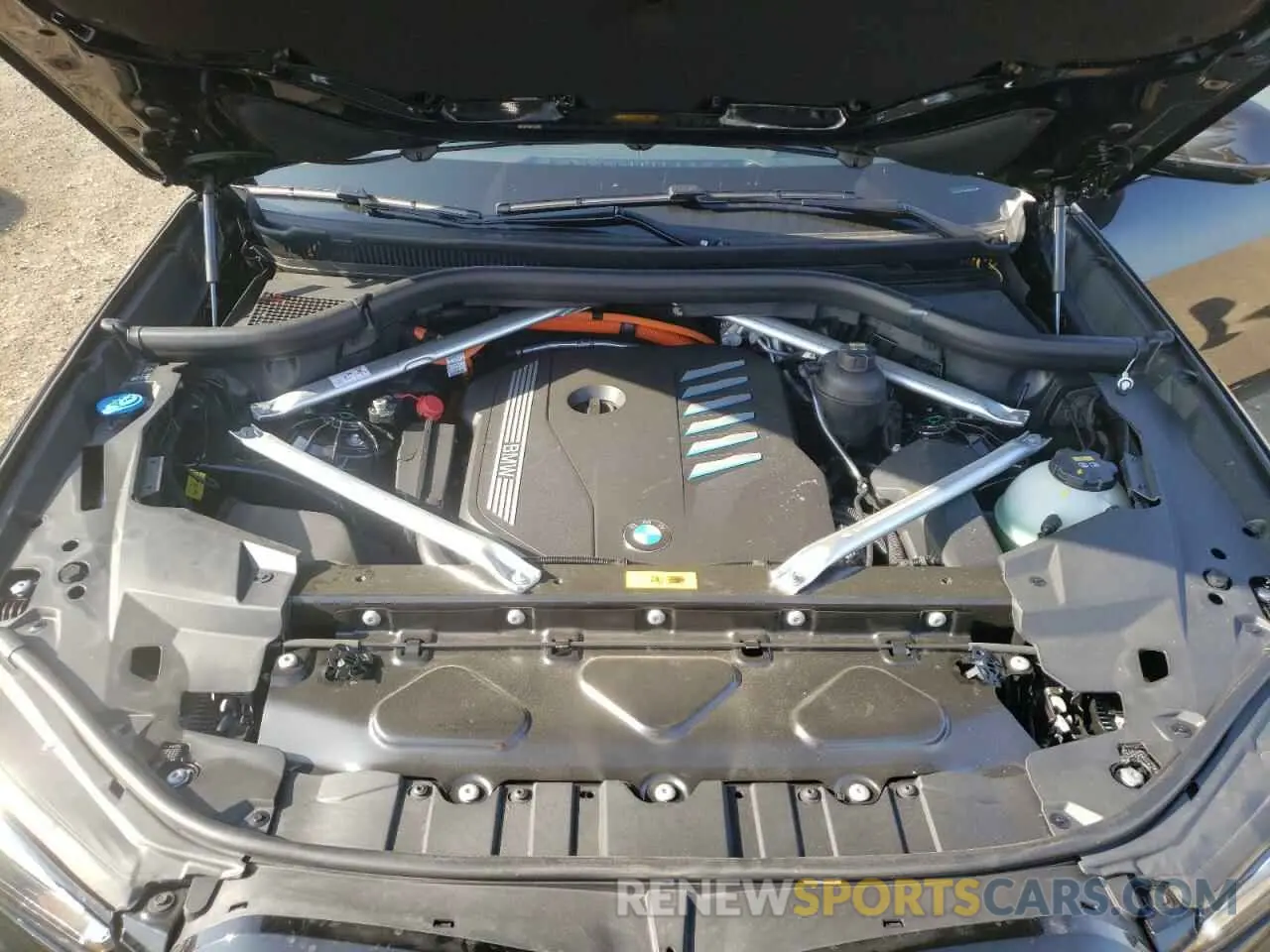 7 fotografías del automóvil dañado 5UXTA6C01N9K87262 BMW X5 2022