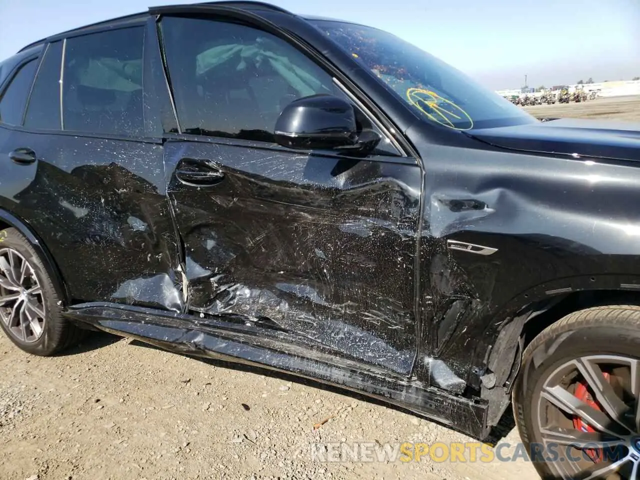 9 fotografías del automóvil dañado 5UXTA6C01N9K87262 BMW X5 2022
