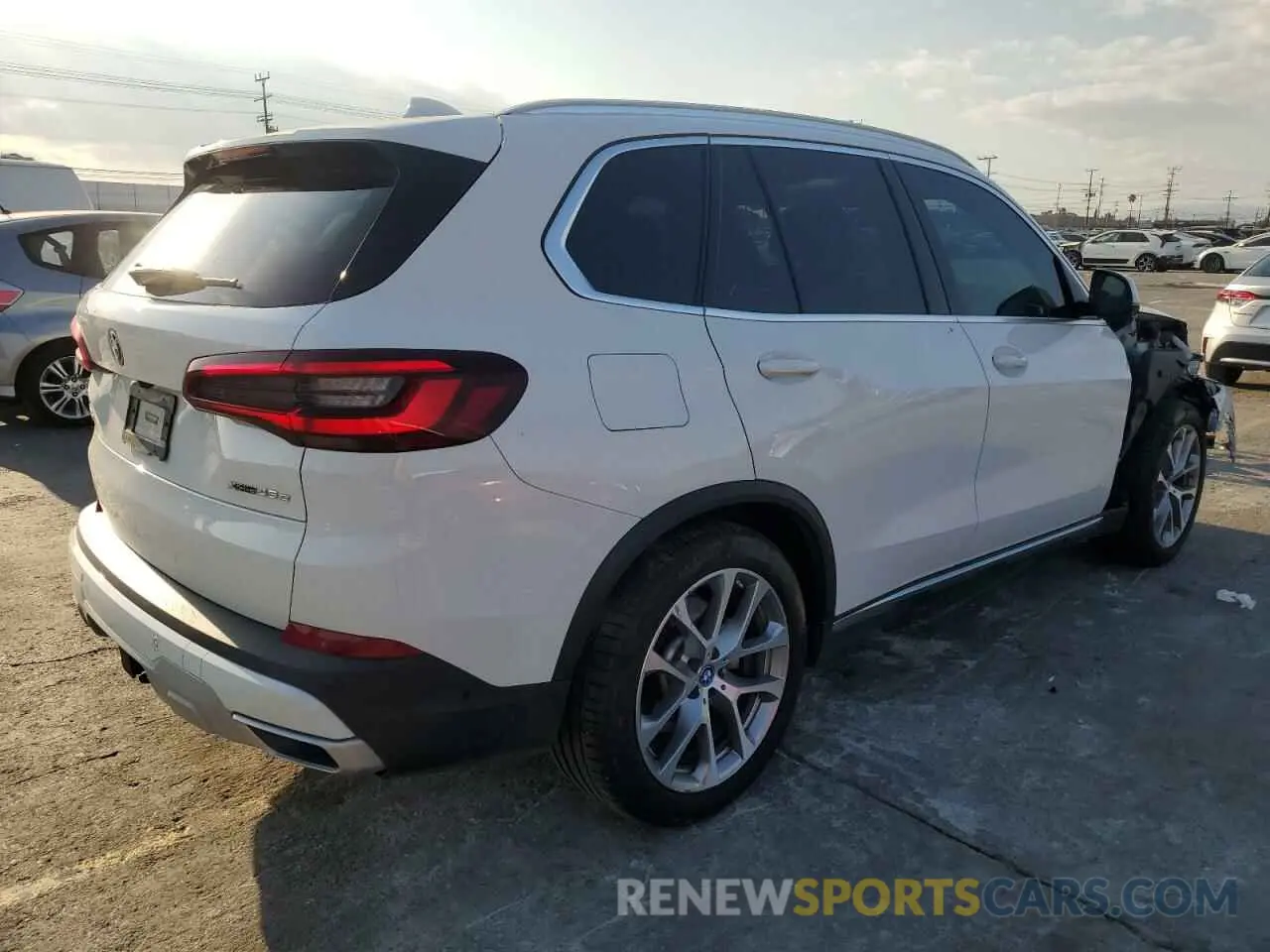 3 fotografías del automóvil dañado 5UXTA6C03N9J76695 BMW X5 2022