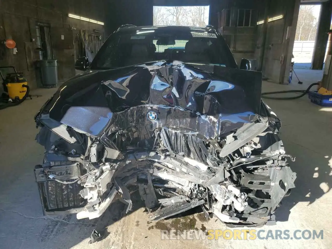 5 fotografías del automóvil dañado 5UXTA6C06N9M65831 BMW X5 2022