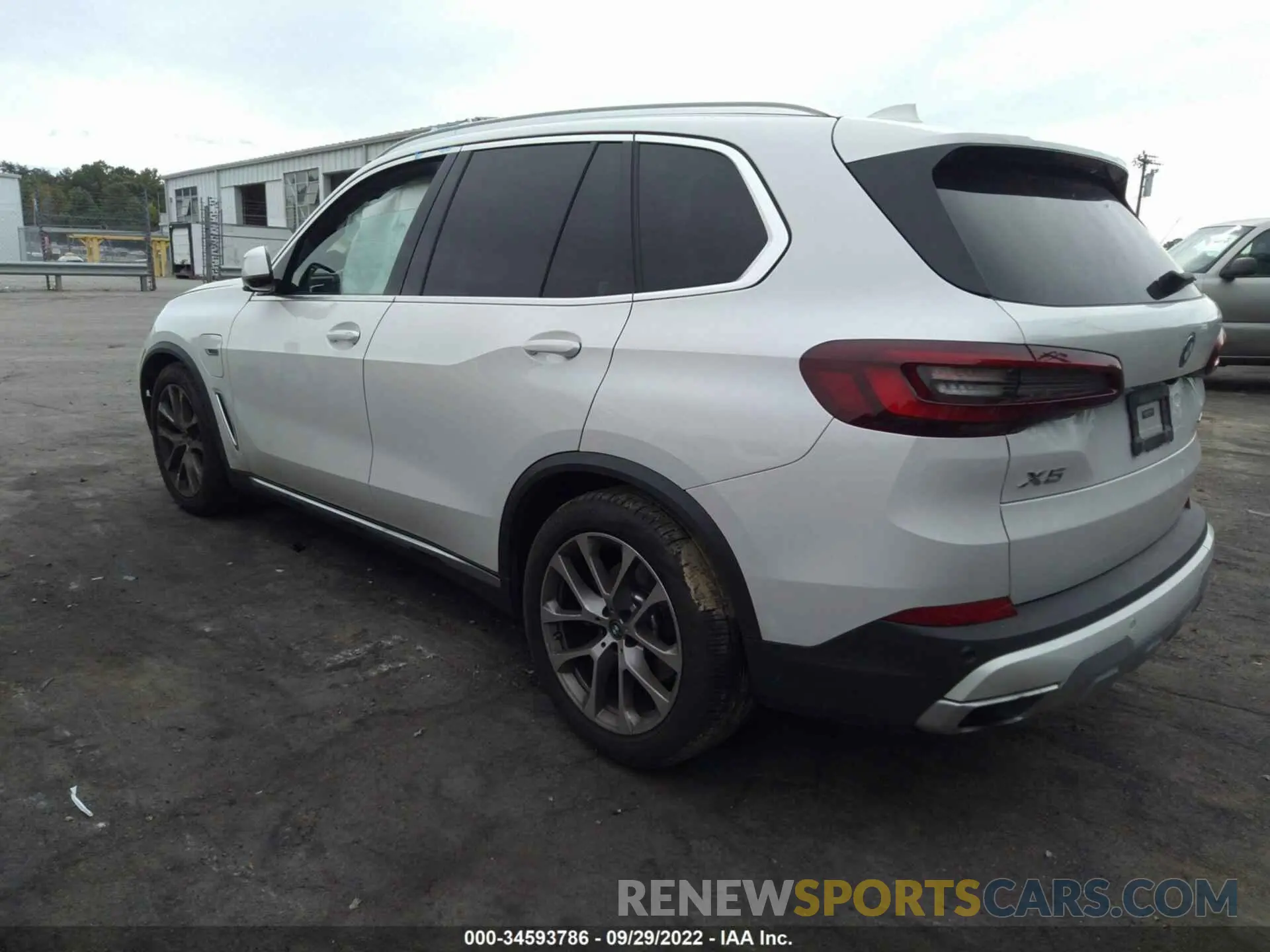 3 fotografías del automóvil dañado 5UXTA6C08N9J06660 BMW X5 2022