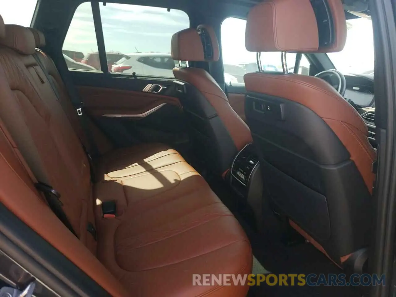 11 fotografías del automóvil dañado 5UXTA6C09N9K10638 BMW X5 2022