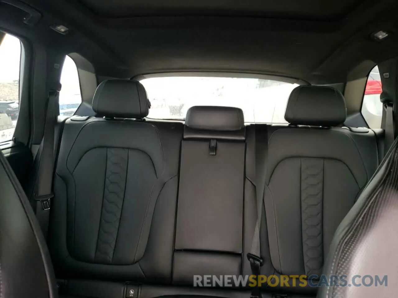 10 fotografías del automóvil dañado 5YMJU0C04N9K13709 BMW X5 2022