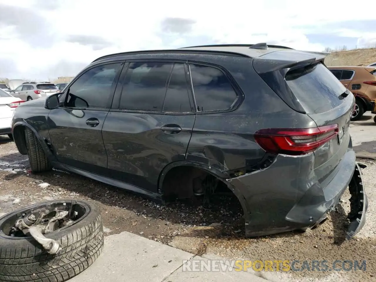 2 fotografías del automóvil dañado 5YMJU0C04N9K13709 BMW X5 2022