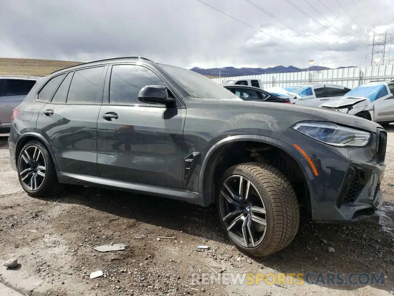 4 fotografías del automóvil dañado 5YMJU0C04N9K13709 BMW X5 2022