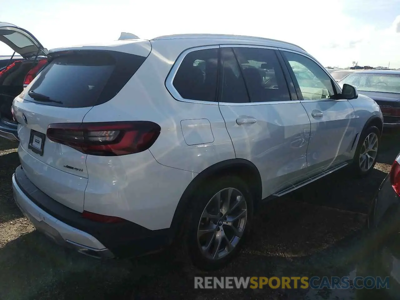 3 fotografías del automóvil dañado 5UXCR4C00P9P47740 BMW X5 2023