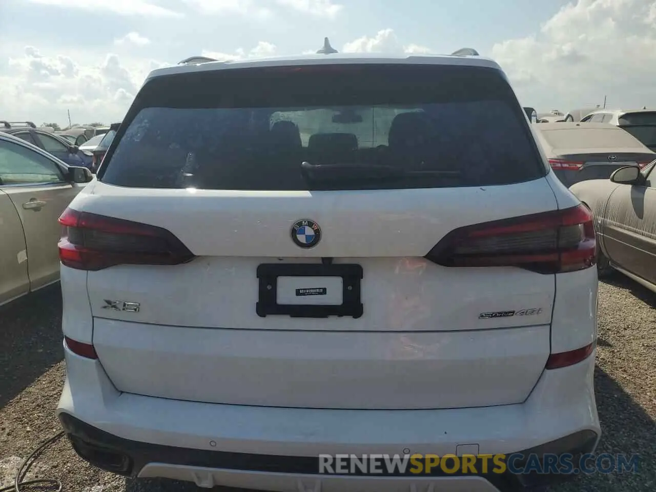 6 fotografías del automóvil dañado 5UXCR4C01P9N78442 BMW X5 2023