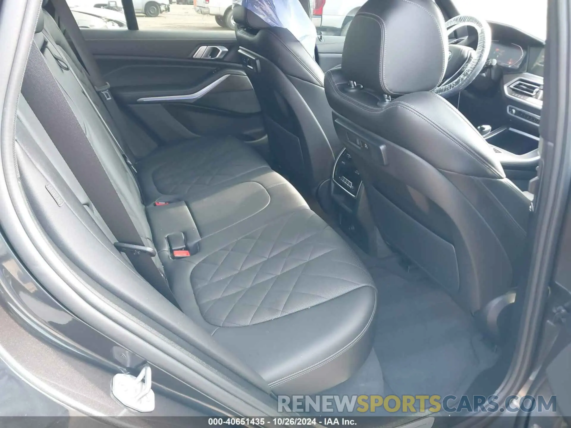 8 fotografías del automóvil dañado 5UXCR4C01P9R67176 BMW X5 2023