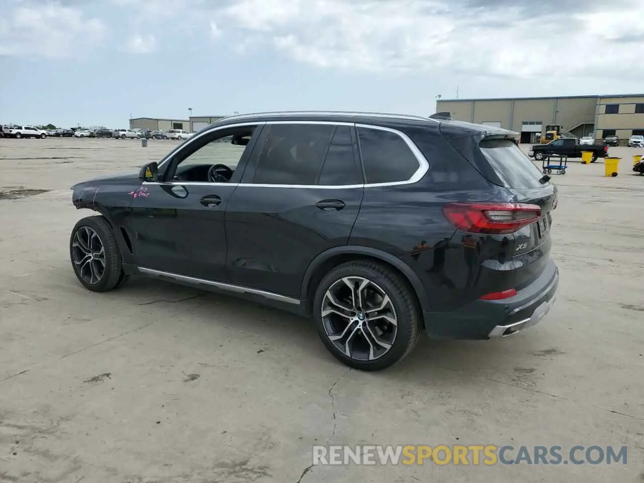 2 fotografías del automóvil dañado 5UXCR4C06P9P72965 BMW X5 2023