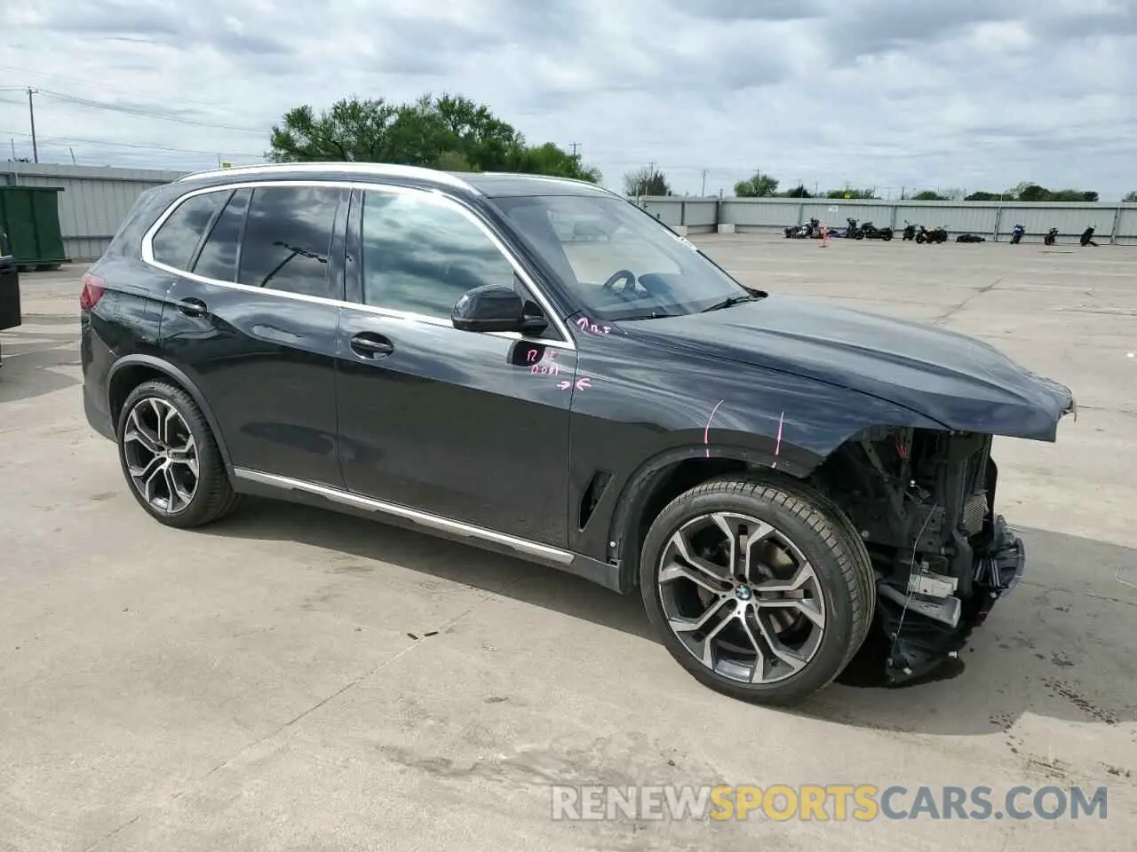 4 fotografías del automóvil dañado 5UXCR4C06P9P72965 BMW X5 2023