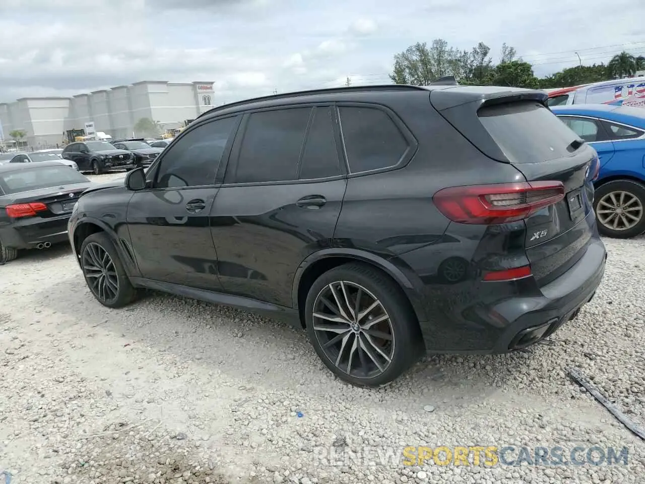 2 fotografías del automóvil dañado 5UXCR4C06P9R61535 BMW X5 2023