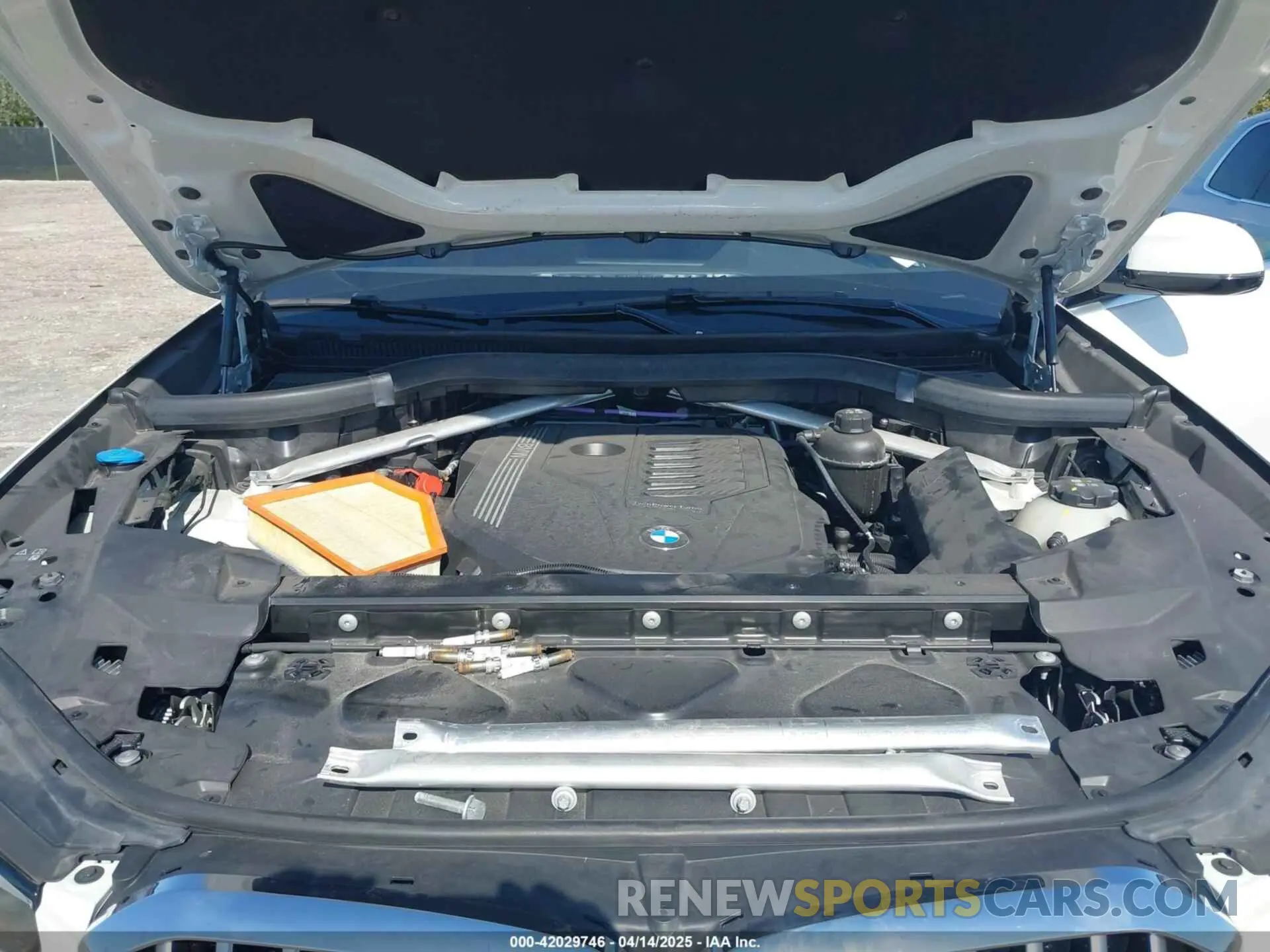 10 fotografías del automóvil dañado 5UXCR4C0XP9R67239 BMW X5 2023