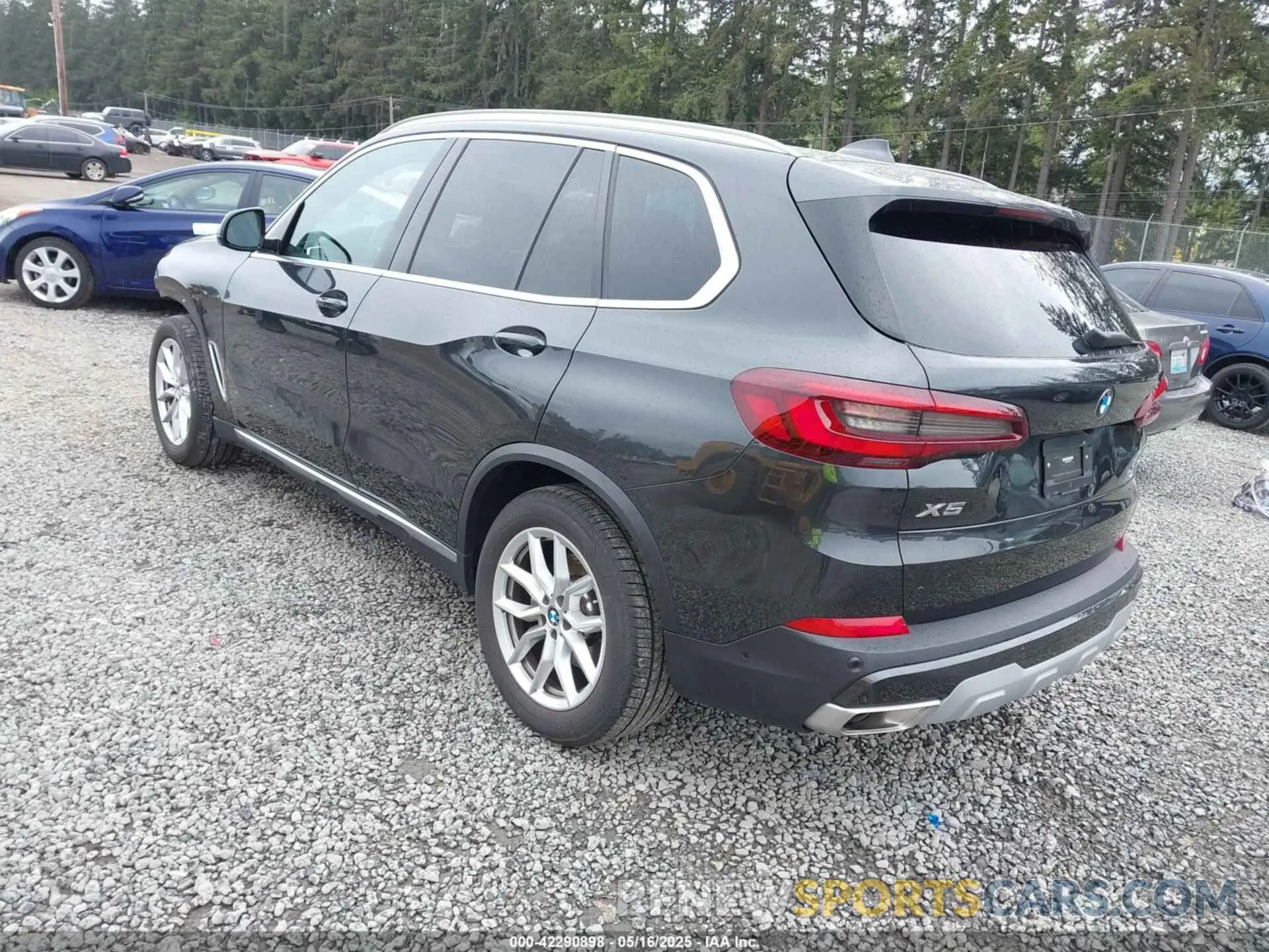 3 fotografías del automóvil dañado 5UXCR6C00P9P78885 BMW X5 2023