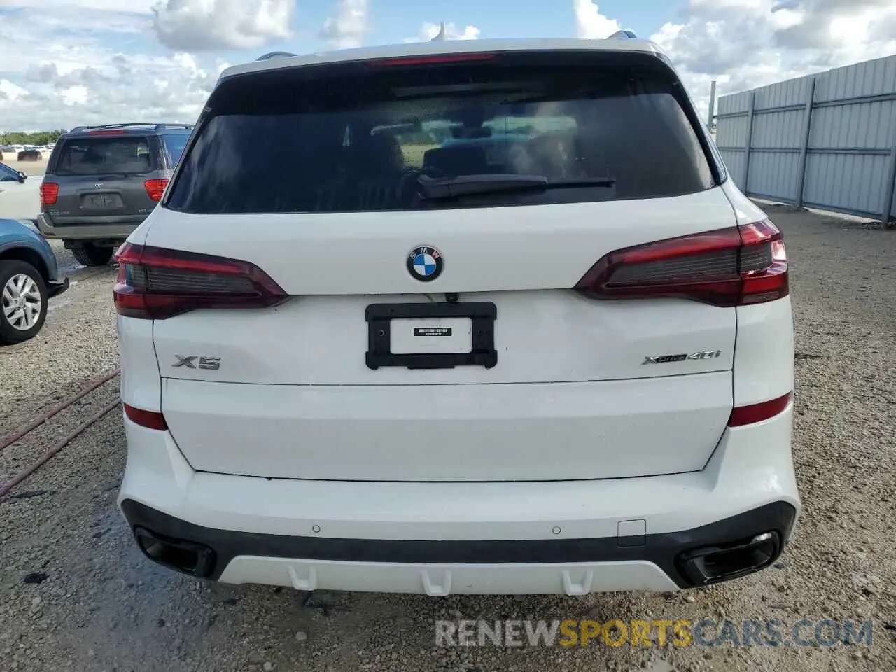 6 fotografías del automóvil dañado 5UXCR6C00P9R37470 BMW X5 2023